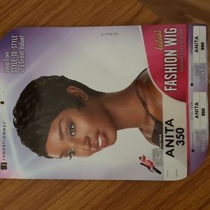 Sensationnel Anita wig